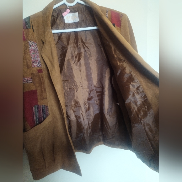 Vintage velvet jacket - Picture 6 of 10